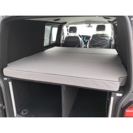 Matelas pliable en  3 parties