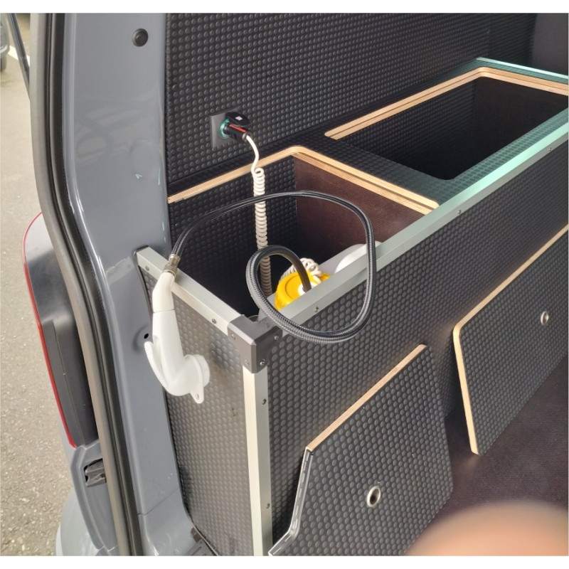 Passages de roues double trappes avec douchette