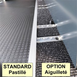 Tapis aiguilleté avant