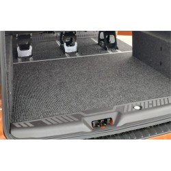 Tapis aiguilleté arrière