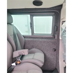 Feutrine collée sur carrosserie